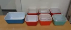 7 Vintage Pyrex Refrigerator Dishes six  501  with  5 lids & one 502 dish