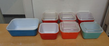 7 Vintage Pyrex Refrigerator Dishes six  501  with  5 lids & one 502 dish
