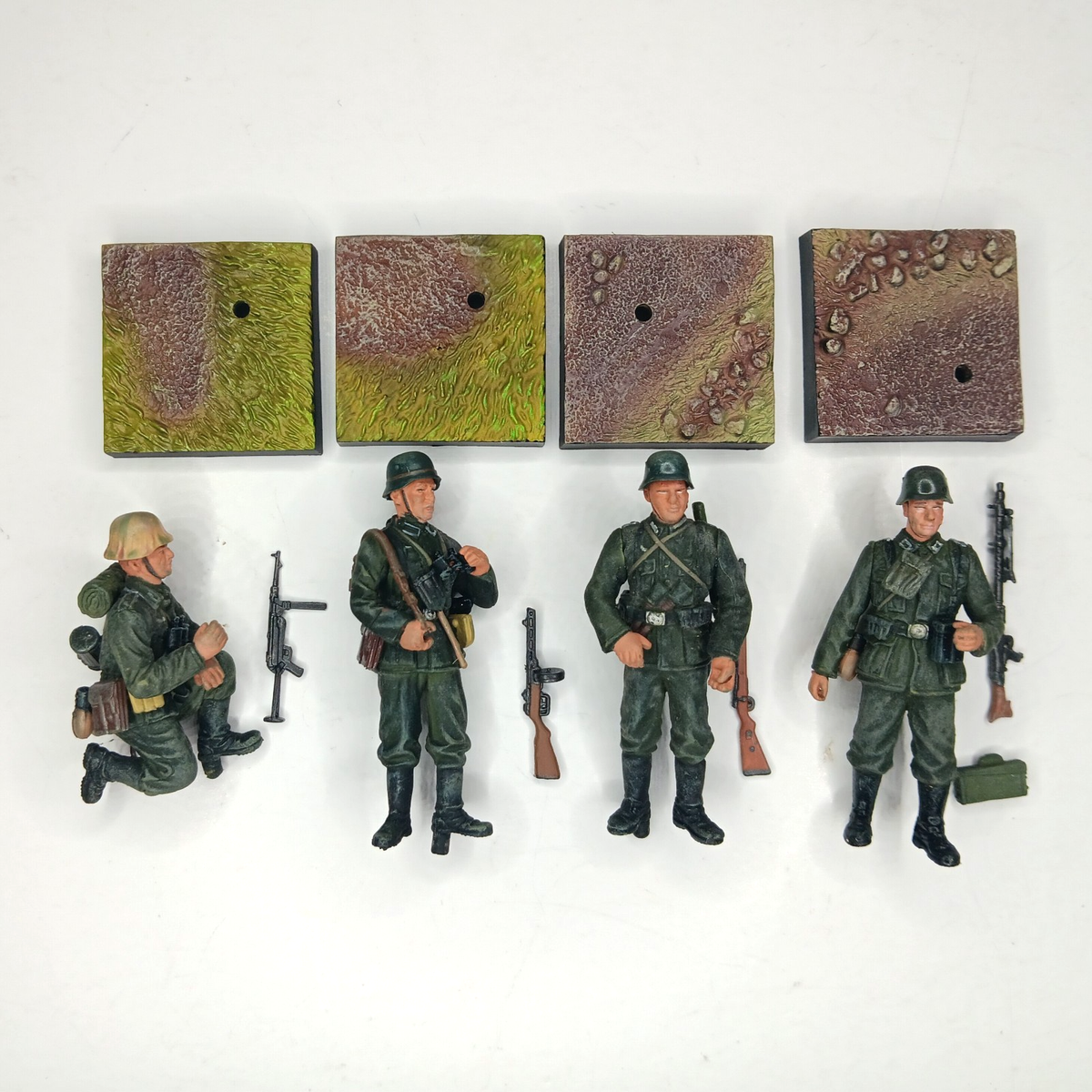 1:35 Dragon Can-Do Pocket Army Pre-painted Lot German Approach
