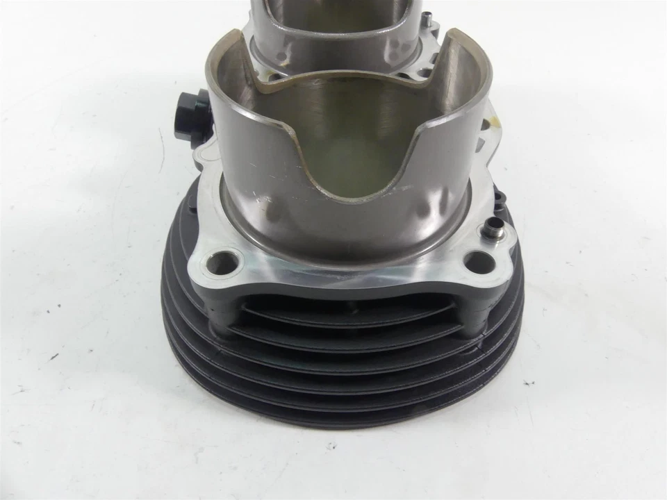 Juego de pistones jarra cilindro Triumph Thruxton 1200R 2017 3 k T1167220 T1127030 Foto 3 de 4