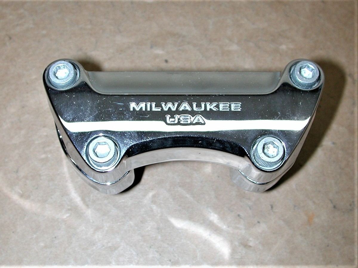 HARLEY DAVIDSON DYNA OEM 55900025 Motorcycle Handlebar Riser