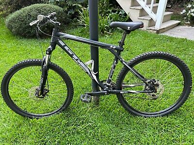 GT Avalanche 3.0 All Terrain Mountain Bike | eBay GT Avalanche 3.0 All Terrain Mountain Bike | eBay