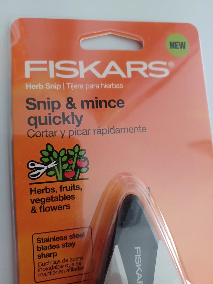 Fiskars Stainless Steel Herb Snips Mince Lifetime Warranty - Image 3 of 3