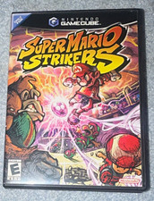 Nintendo Super Mario Strikers + Manual Sports Soccer NTSC-U/C (GameCube) E
