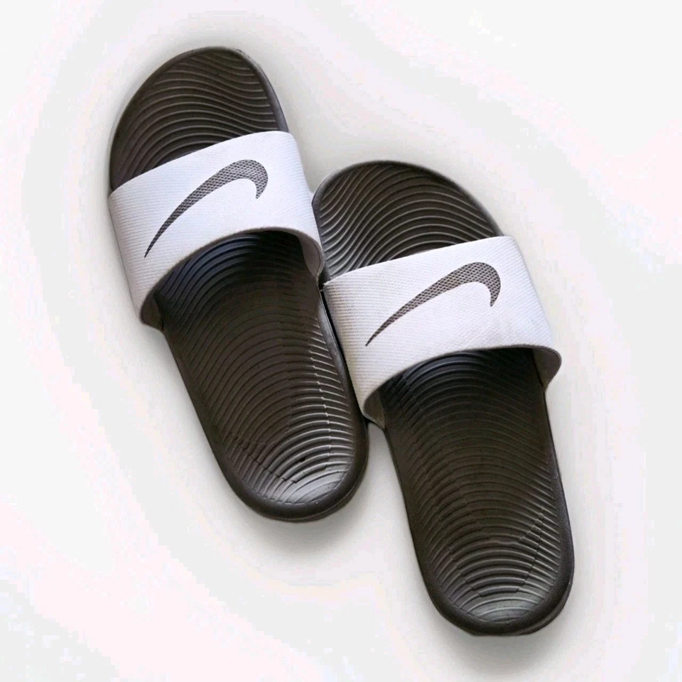 Sandalias sin cordones para mujer Nike Swoosh talla 6 Foto 4 de 4