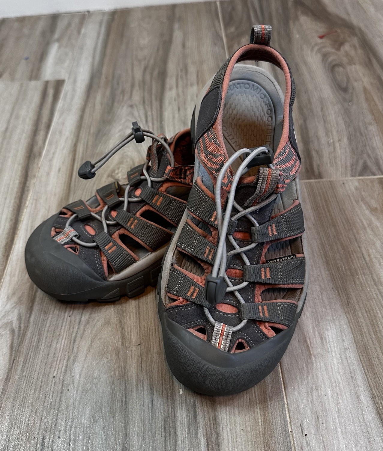 Keens sandalo donna Newport H2 sport impermeabile grigio corallo taglia 8 5 38EU outdoor