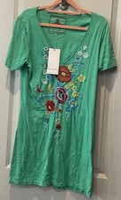 Johnny Was Green Floral Embroidered Top Size Medium