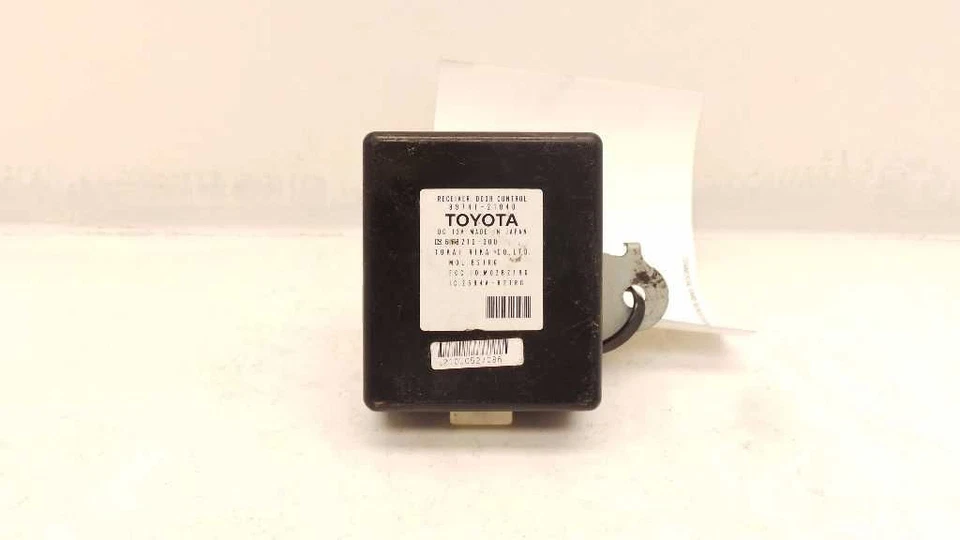06 TC SCION Relay, Electrical DOOR CONTROL RECEIVER 89741-21040 - Image 3 of 4