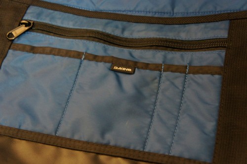 Dakine HEAVY duty PVC 17" Laptop Messenger Shoulder H2o Proof Dry Bag Satchel - Picture 5 of 9