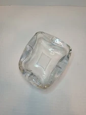 VINTAGE ASHTRAY CLEAR GLASS 4 SLOT  6" X 5" ABSTRACT MCM RETRO DECOR