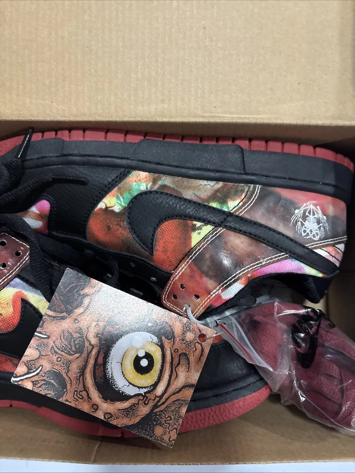 nike sb dunk low pushead 1 size 8 brand new - Image 3 of 4