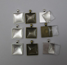 30pcs 25mm Square Silver Antique Gold Pendant Trays Plus 30pcs Cabochon Glass