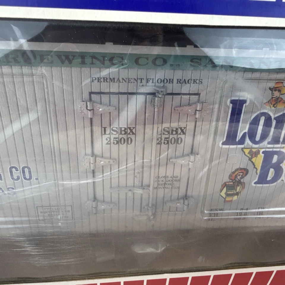 USA Trains R-16436 Lone Star Beer Reefer G Scale NIB Refrigerator Car Beer Texas - Image 4 of 4