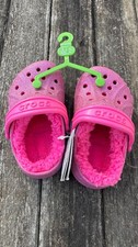 Crocs Toddlers Girl's Classic Glitter Metallic Clog Pink Fur Lined Size 6 NWT