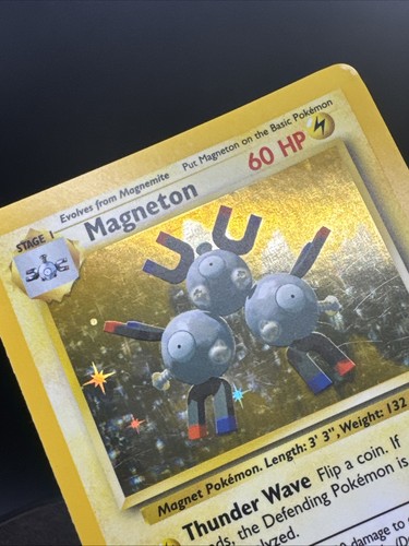Magneton 9/102 - Base Set Unlimited - Holo Rare Vintage WOTC 1999 - Picture 8 of 24