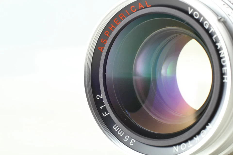Limited 300 Silver 【MINT】 Voigtlander Nokton 35mm f/1.2 Aspherical VM Lens Japan - Image 3 of 4