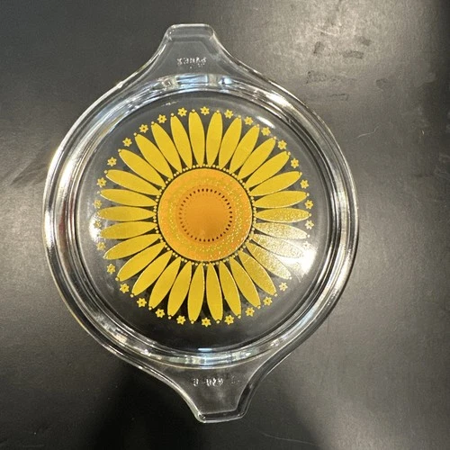 Vintage PYREX Casserole Dish Lid Only Daisy Sunflower 470-C Clear Glass Yellow