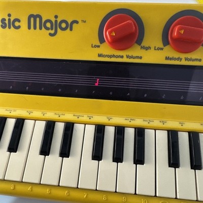 Vintage 1986 V-Tech Music Major Electronic Yellow Keyboard W Strap