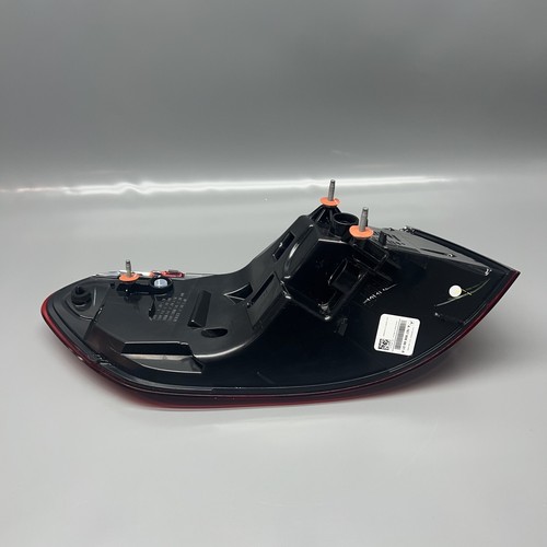 MERCEDES BENZ GLS580 TAIL LIGHT RIGHT PASSENGER GLS450 2020 2021 2022 2023 OEM - Picture 4 of 6