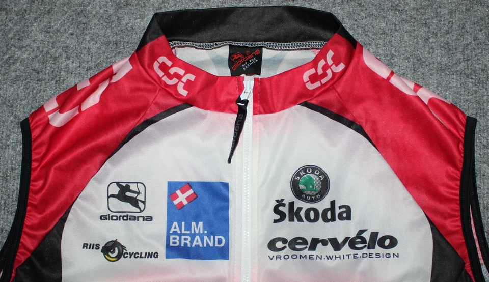 GIORDANA CSC 2005 TEAM BIKE VEST UCI Pro Tour Cervelo Skoda RIIS Cycling M Vest - Image 3 of 4