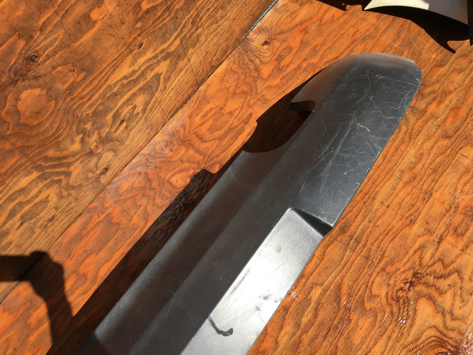 2006 2007 2008 2009 Volkswagen Rabbit rear bumper lower valance 1K6807521C Foto 4 de 4