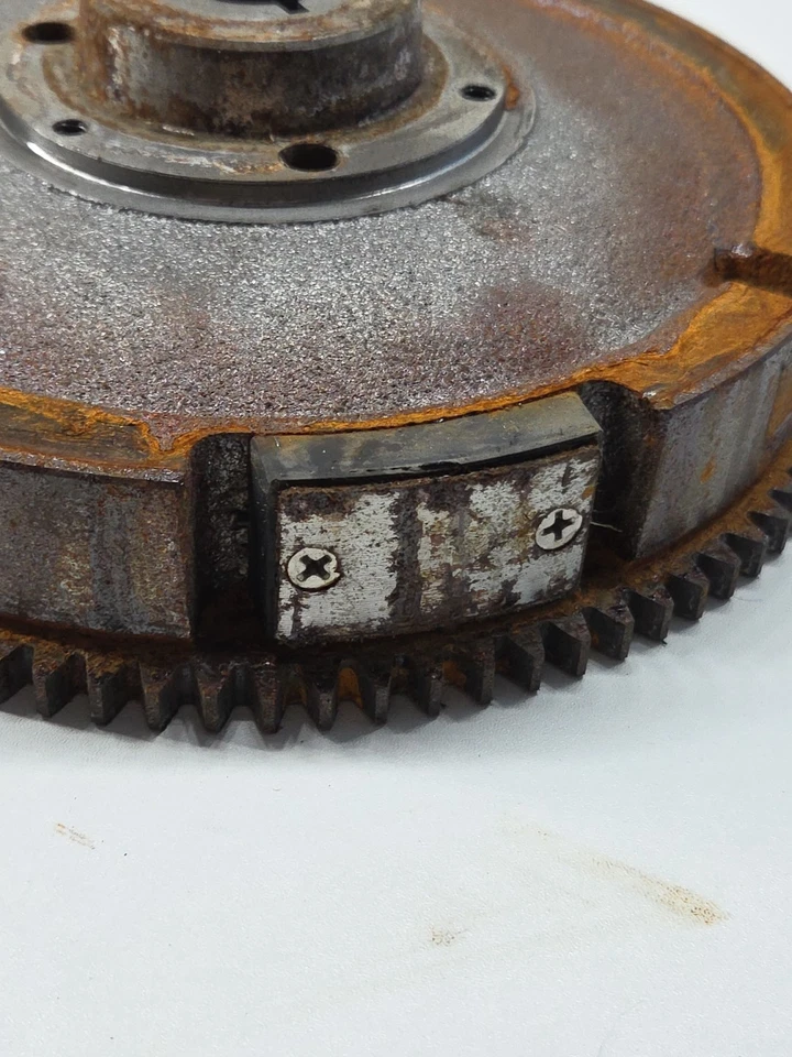 Pieza de volante original Sears Crafstman # 951-15766 del motor KCZHS.5472V1 Foto 3 de 4