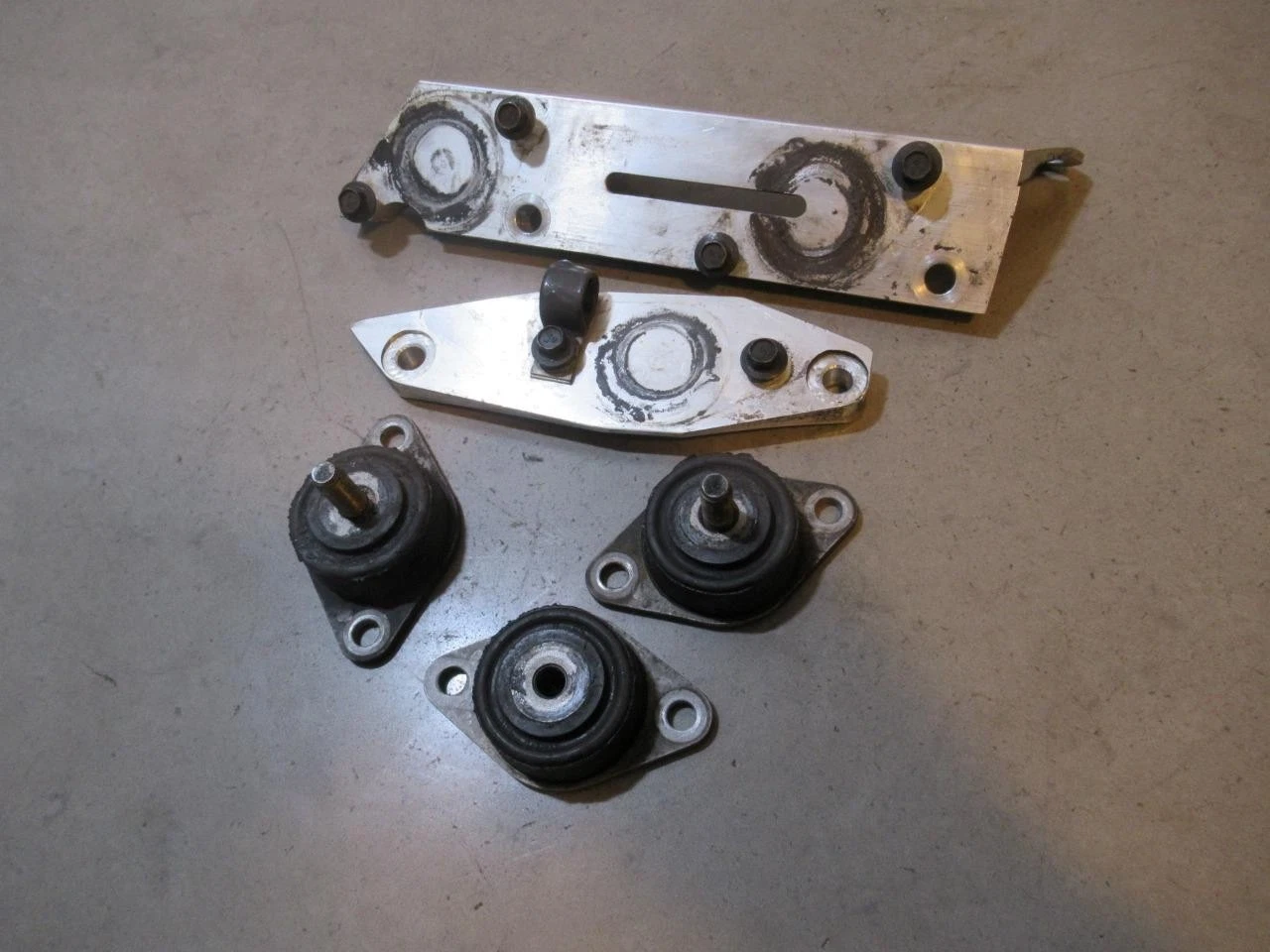 Arctic Cat M8000 Motor Engine Mounts Lower 2016