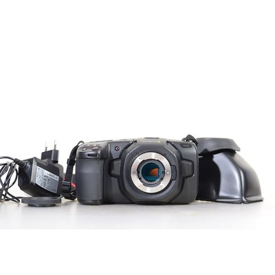 Blackmagic Design Pocket Cinema Kamera 4K MFT + Schachtsucher - Camera