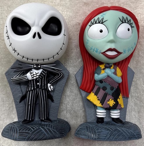 L'incubo prima di Natale - Jack & Sally Banks - Disney - Alto 9" - Nuovo con etichette - Foto 1 di 5