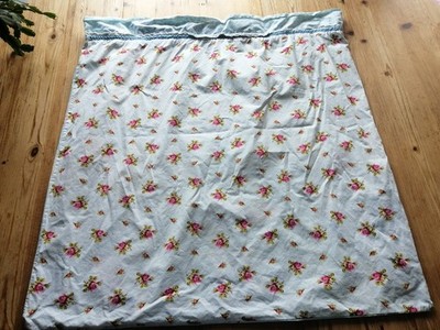 Pip Kissenbezug Bettwäsche weiß blau mit Vogel Rosen Muster 80 x80