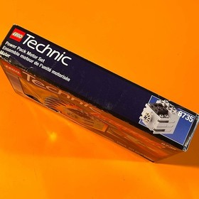 Lego Technic Motor 8735 (Vintage Still Sealed Old Stock)
