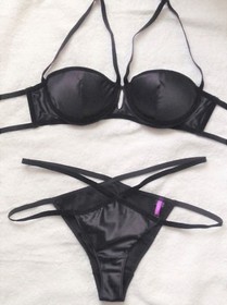 Black w/ Velvet, SEXY Strappy, Halter bra, 32C + M, MAISON CLOSE "Villa Caprice"
