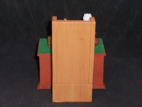 Hallmark 2010 Dagobert Duck als Ebenezer Dagobert - Mickys Weihnachtslied 2. - Bild 12 von 19