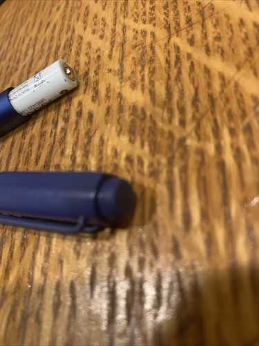 Microsoft Surface Pro Pen Stylus Model 1710 BLUE W/batt - Picture 4 of 4