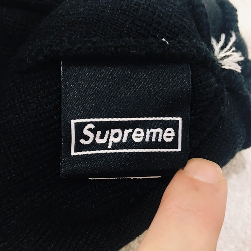 FW17 SUPREME SNAKE SCRIPT BEANIE BLACK NWT - Picture 5 of 7