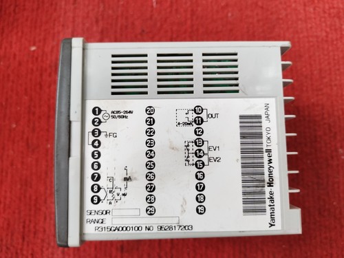 P:MP11 YAMATAKE SDC31 temperature controller R315GA000100 - Picture 4 of 5