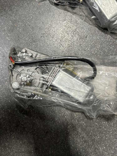 ACI Power Window Motor for F-150, F-250, Lobo, F-250 HD, F-350 83118 - Picture 3 of 5