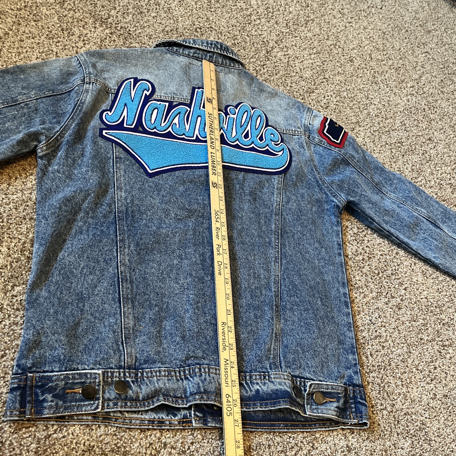 Humble Beginnings Denim Jean Jacket Nashville Size L - View 11