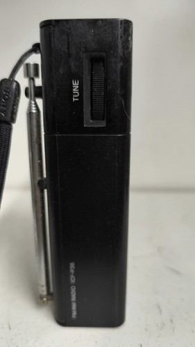 Radio Sony Icf-p36 Funciona De Bolsillo - Imagen 4 de 4