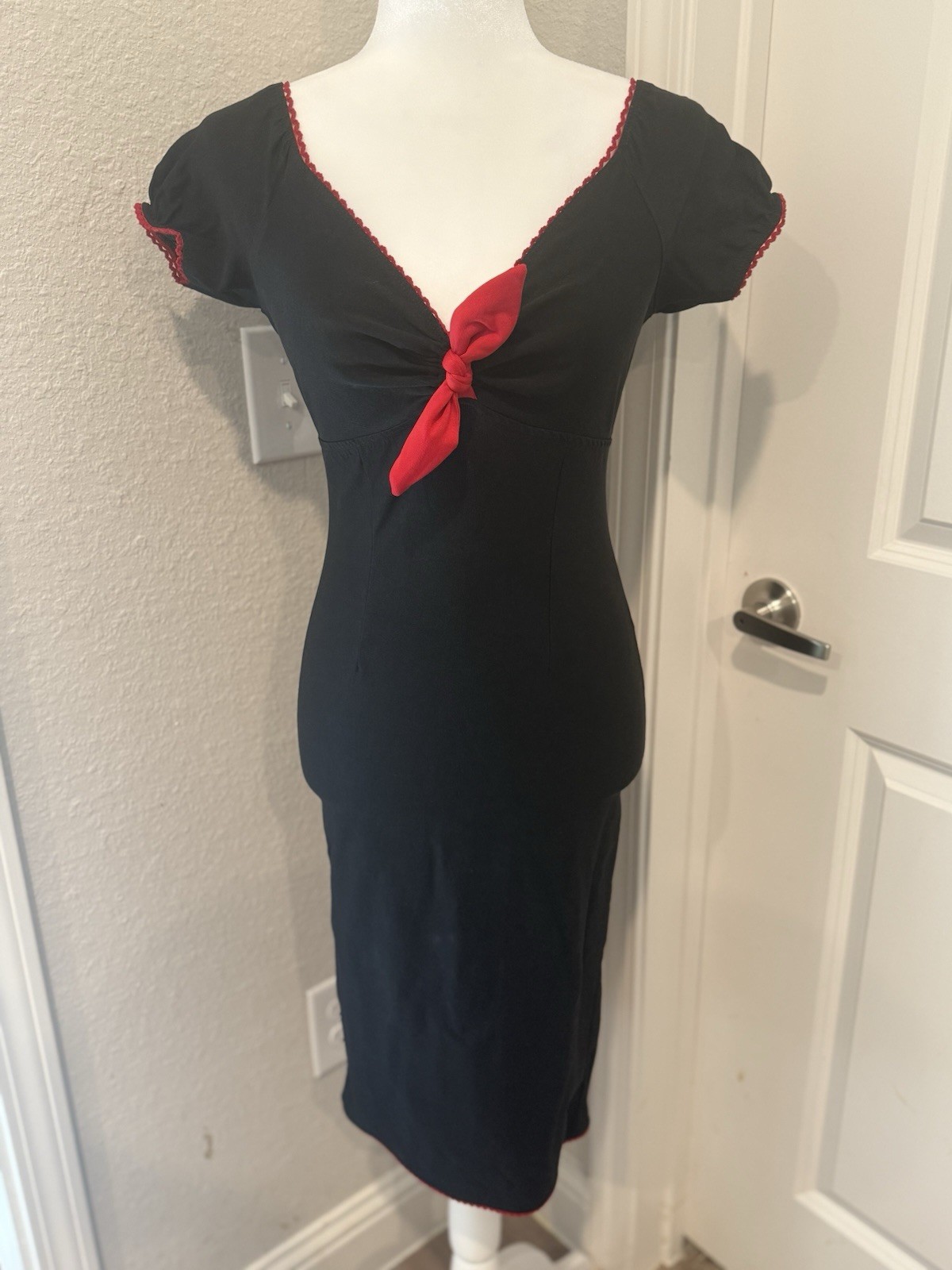 Picture 1 of 7