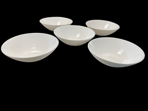 Ribbed Milk Glass Bowls vintage ARC France 6.25" In Diameter Set of 5 - Picture 2 of 7