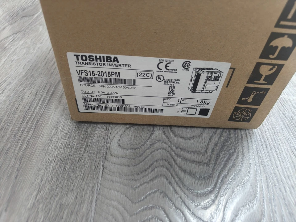 1PCS NEW VFS15-2015PM Frequency converter TOSHIBA - Image 4 of 4