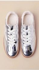 NWOT Madden Girl Sneakers