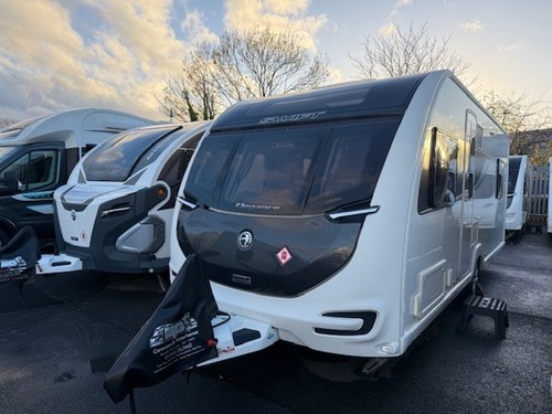 2019 Swift Elegance 560 - ALDE Heating & Island Bed