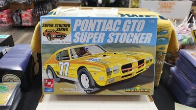 NIB 2005 PONTIAC GTO SUPER STOCK 1/25 MODEL KIT AMT ERTL NEW SEALED #21464P