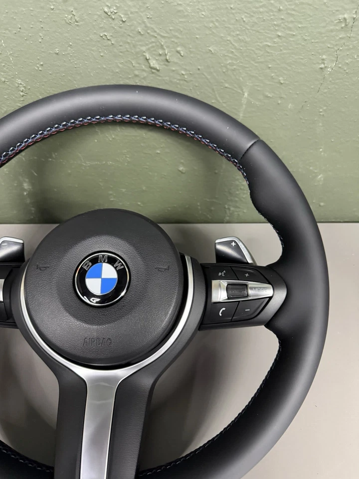 BMW F10 F11 F12 F13 F06 Facelift M-Paket Sportlenkrad Lenkrad Facelift Optik - Bild 3 von 4
