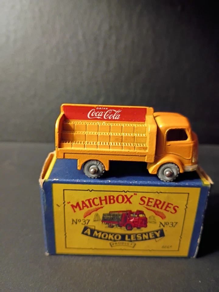 Matchbox #37A Coca Cola Lorry 1957 W/Metal Wheels + Open Base Solid Orig B2 Box - Image 2 of 4