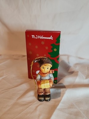 Hummel Figur Hum 2067/B/0 Nur 'ne Kleinigkeit * For Me'' TMK 8 *