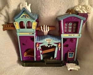 matchbox haunted house adventure set