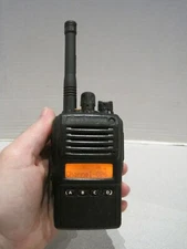 VX Standard VX-824-G7-5 UHF 450-512 MHz 5W 512CH Two way Radio W/Batt